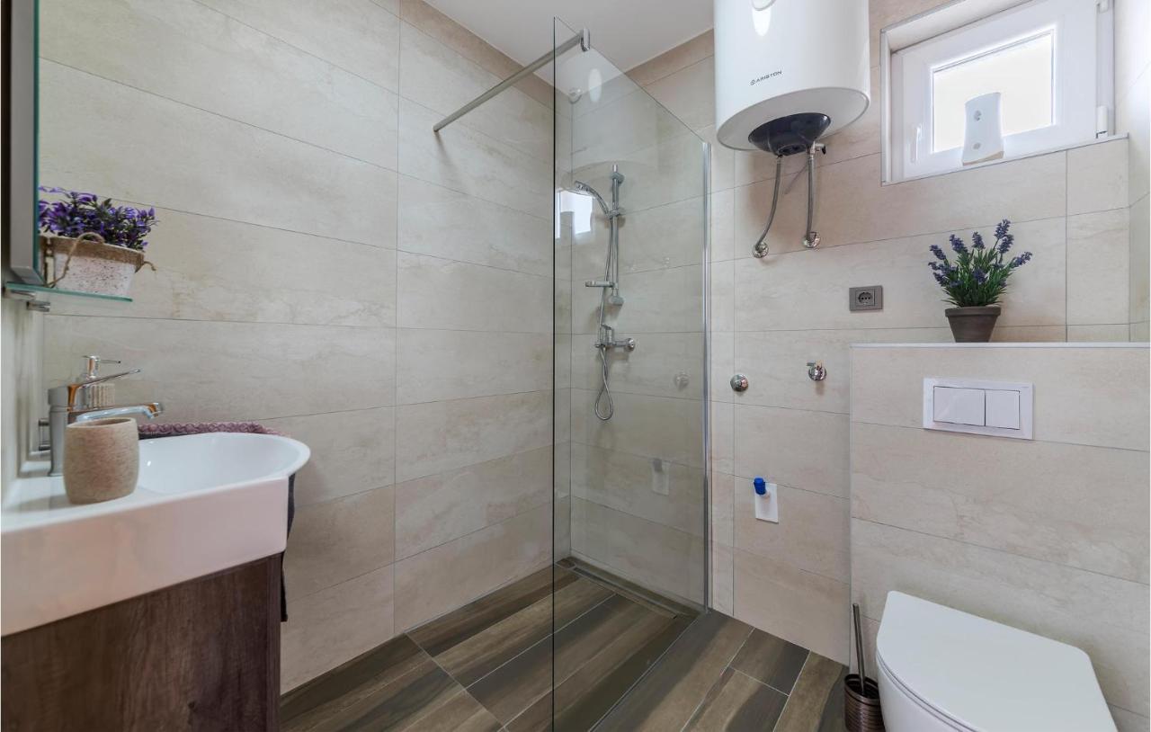 Cozy Apartment In Pula With Kitchen المظهر الخارجي الصورة
